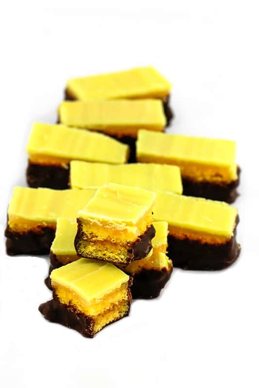 Zitronen Marzipan Schnitten